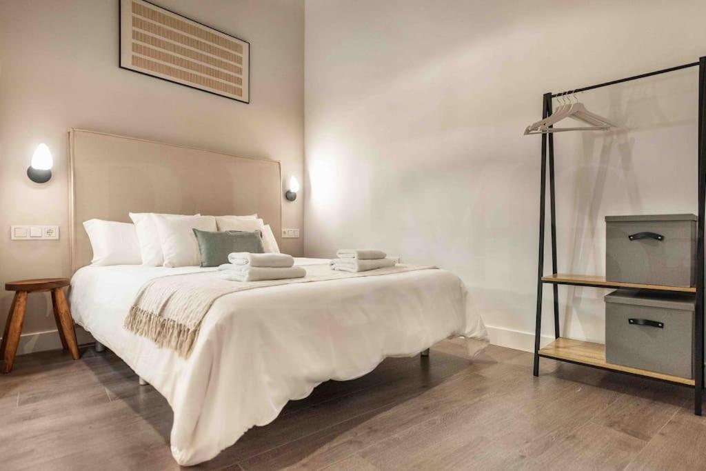 Eclectic & Elegant Apartment By Rems Málaga Extérieur photo